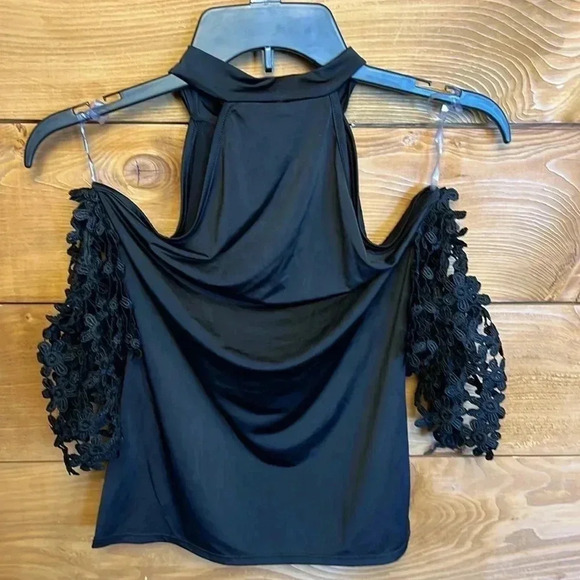 Women's One by One black Blouse M Lace Cold shoulder embroidered event party Y2K - Picture 6 of 8